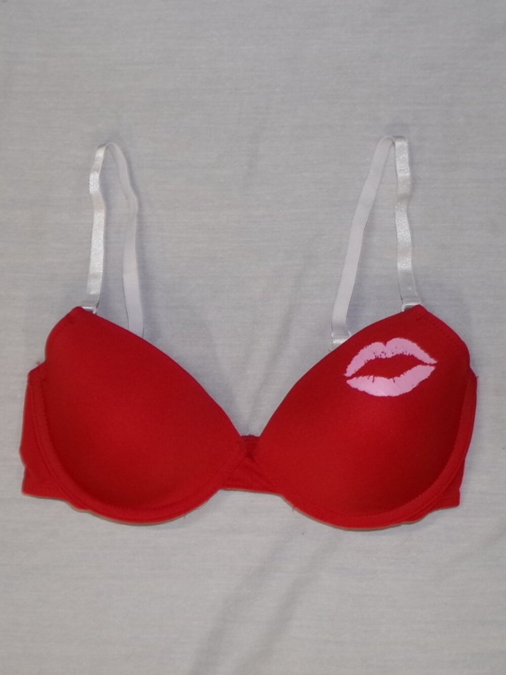 Joe Boxer Red Pink Kiss Lips Contour Cup T Shirt Bra sz 34B